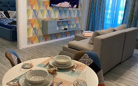 Elysse Sunrise Apartment