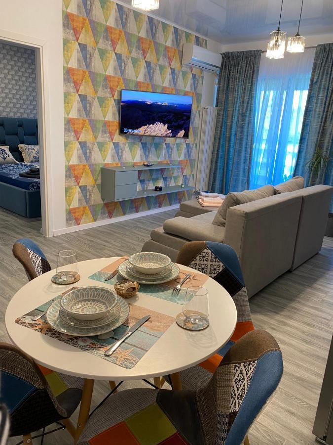 Elysse Sunrise Apartment Mamaia Exterior foto