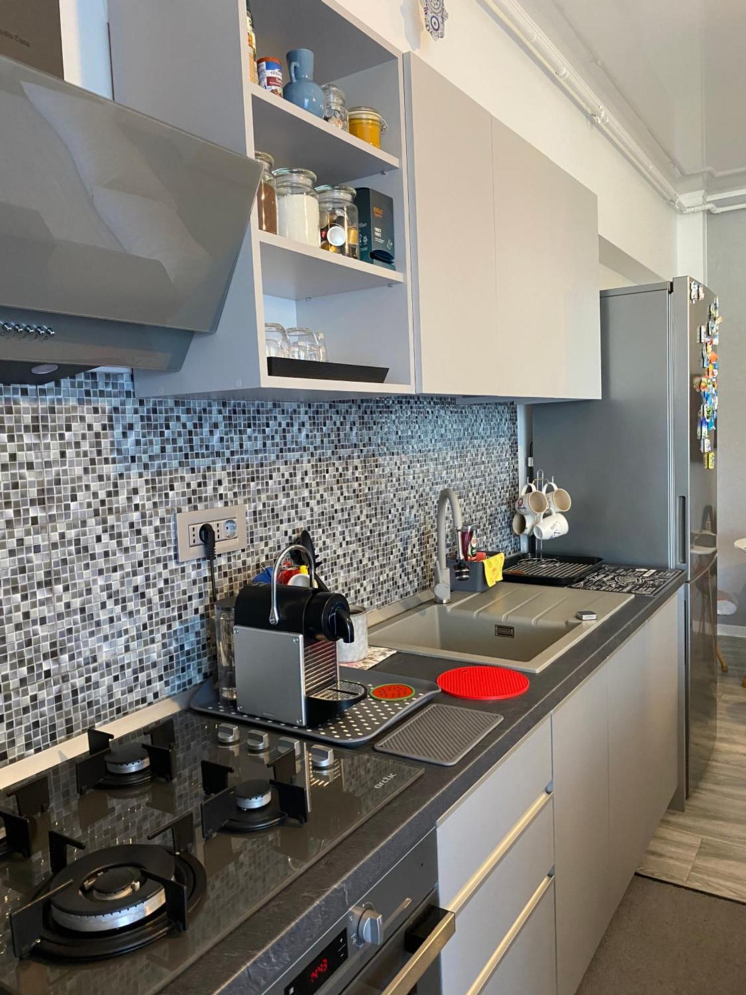 Elysse Sunrise Apartment Mamaia Exterior foto