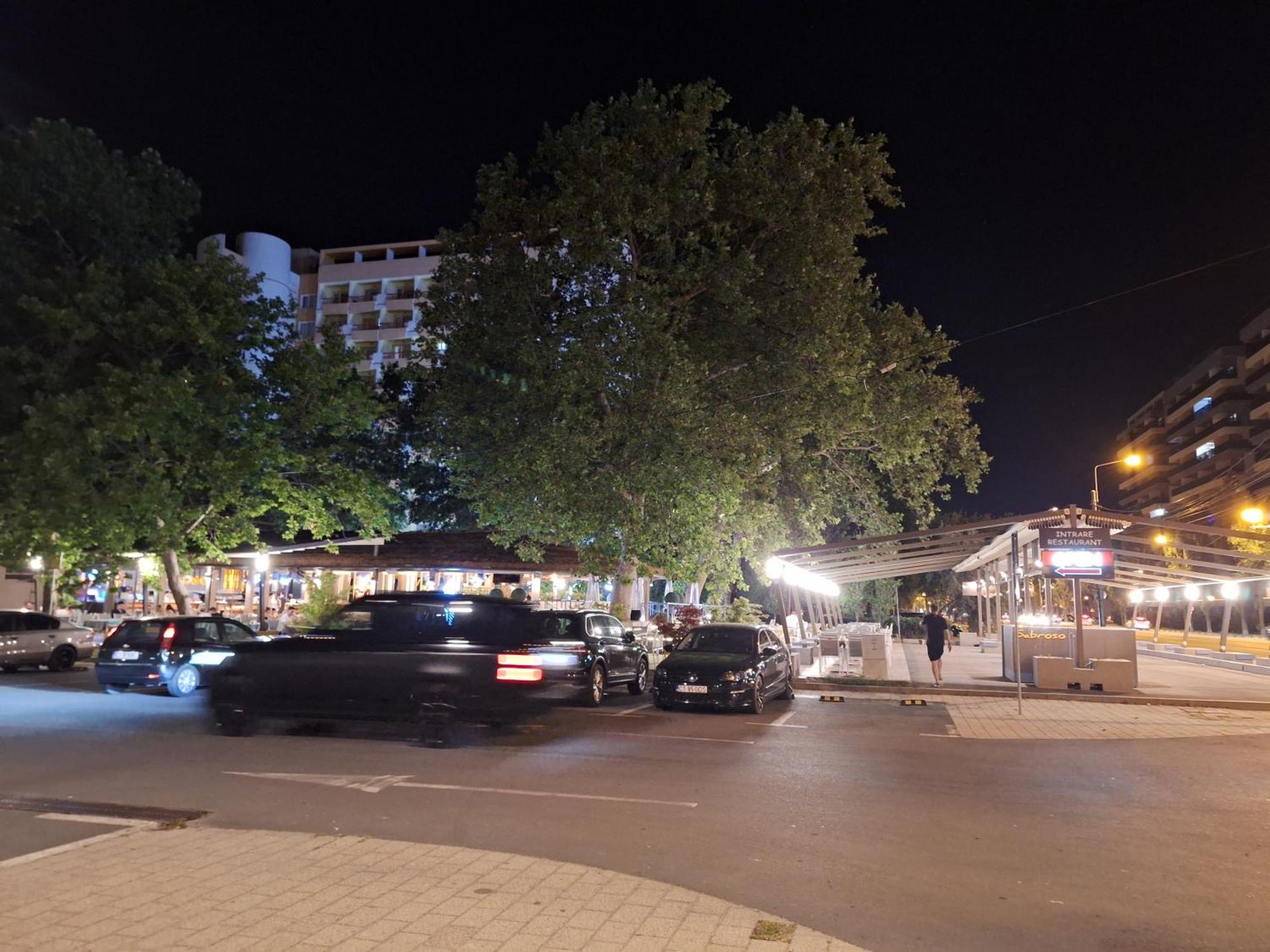 Elysse Sunrise Apartment Mamaia Exterior foto