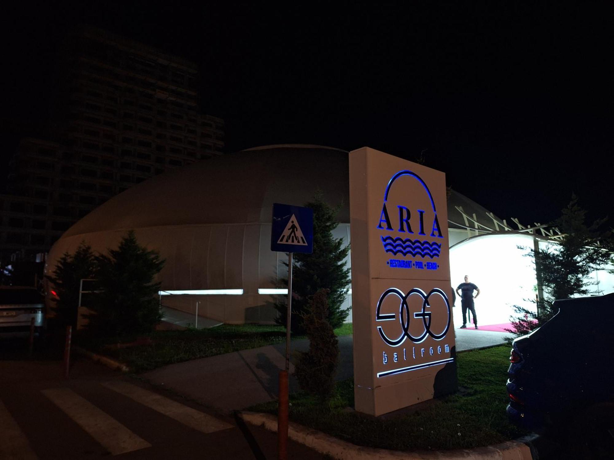 Elysse Sunrise Apartment Mamaia Exterior foto
